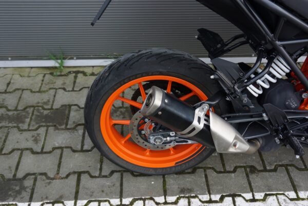 KTM Duke 125 ABS - obrazek 2